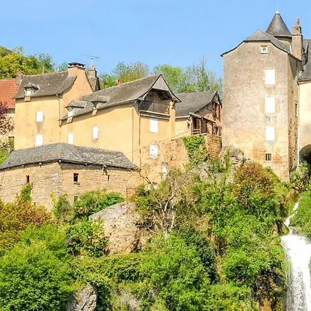 Alojamento de Acomodação e Pequeno-almoço La Maison Du Griffoul Bb A La Source Cascade Et Terroir