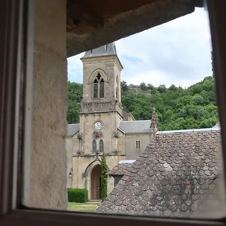 La Maison Du Griffoul Bb A La Source Cascade Et Terroir ベッド・アンド・ブレックファスト Salles-la-Source