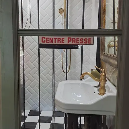 ベッド・アンド・ブレックファスト La Maison Du Griffoul Bb A La Source Cascade Et Terroir 3*