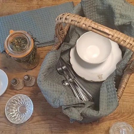 ベッド・アンド・ブレックファスト La Maison Du Griffoul Bb A La Source Cascade Et Terroir