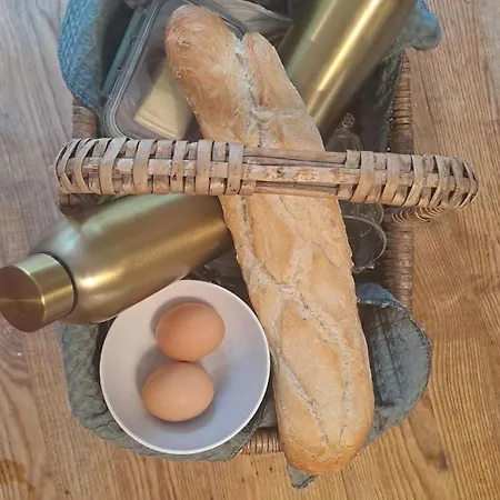 Bed & Breakfast La Maison Du Griffoul Bb A La Source Cascade Et Terroir 3*