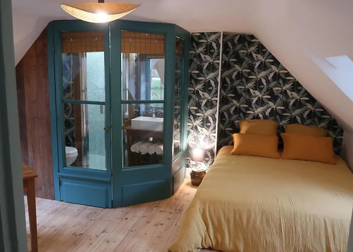 Frühstückspension La Maison Du Griffoul Bb A La Source Cascade Et Terroir