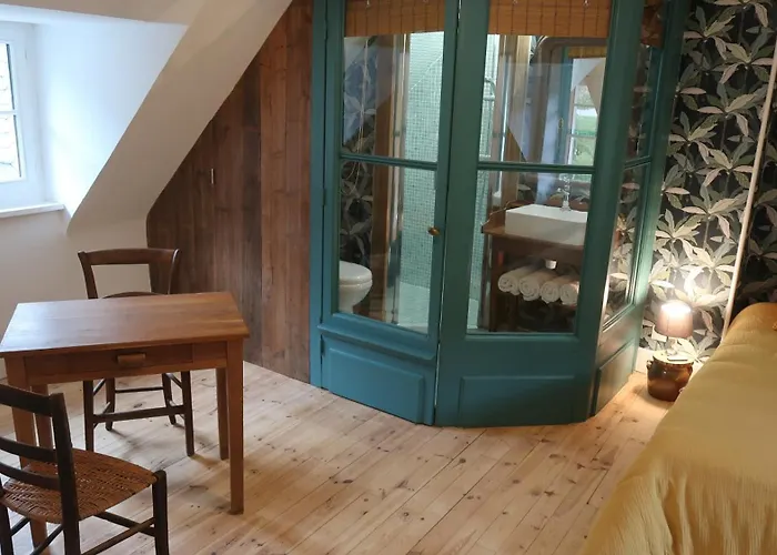 La Maison Du Griffoul Bb A La Source Cascade Et Terroir Frühstückspension Salles-la-Source